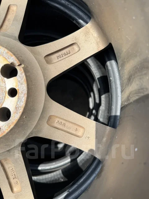 Work Emotion XT7. 7.0x17", 5x100, ET47 ����