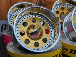 Raguna I. 10.0x17", 6x139.7, ET-52, �� 110,1���. ����