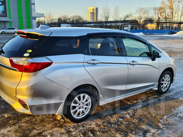 Honda Shuttle. ��������, 4wd, 1.5 (135��.�.), ������, 160����. �� ����