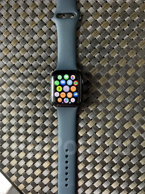 Apple Watch SE ����