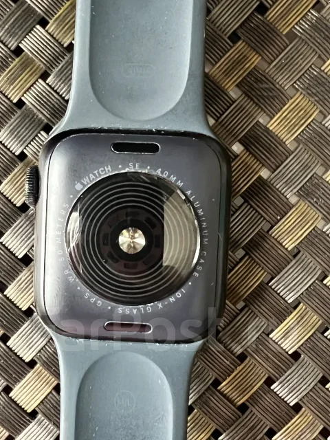 Apple Watch SE ����