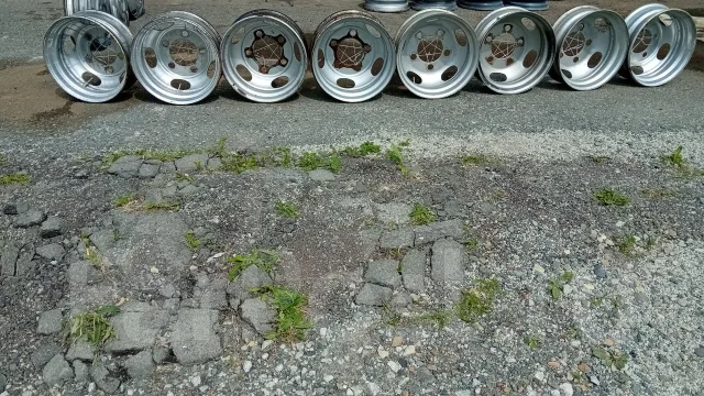 Mitsubishi. 5.25x17.5", 5x208, ET115 ����