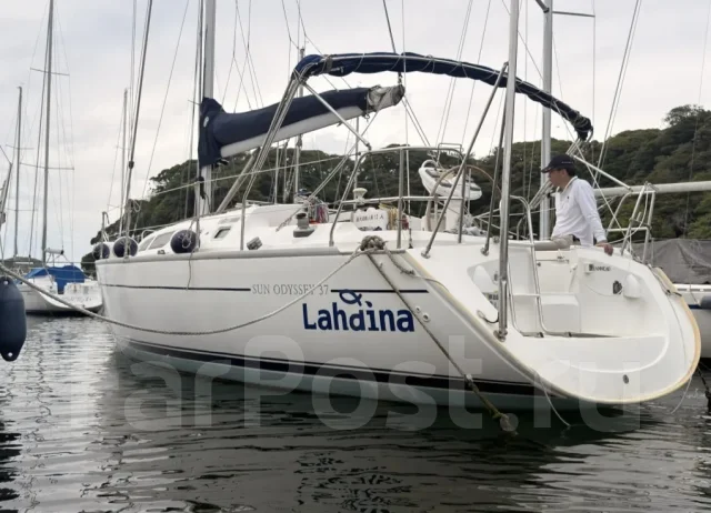 Sun Odyssey 37. ����� 11,4��., 2000 ���. ��� ����� �� ������������ ����