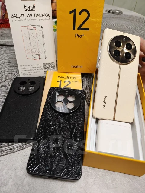 Realme 12 Pro+. �/�, 512 ��, ������� ����