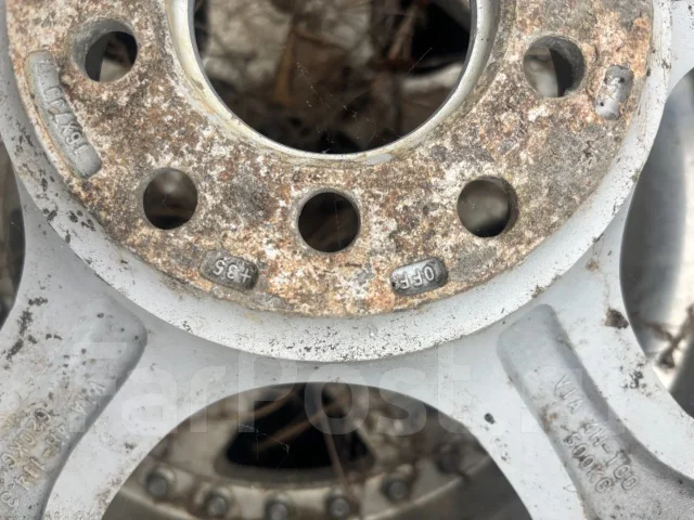 Jawa. 7.0x16", 5x110, 5x114.3, ET35 ����
