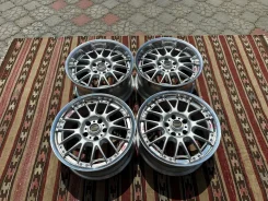 RAYS Volk Racing VR GT-AV. 8.0/9.0x17", 5x114.3, ET35/37 ����