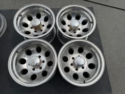 Mickey Thompson. 10.0x16", 6x139.7, ET-25 ����