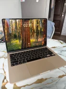 Apple MacBook Air 13 2022. 13.6", ��� 256 �� � ������, WiFi: 1, Bluetooth: 1 ����