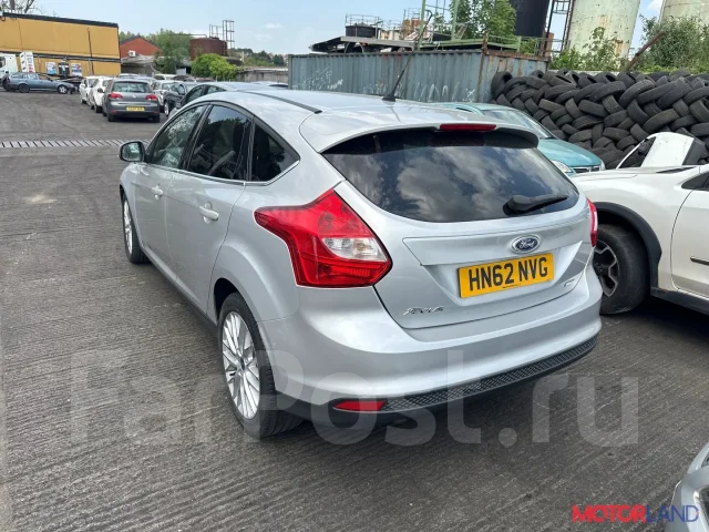��������� Ford Focus 3 2011-2015 21305047 CV6T10300BC ����
