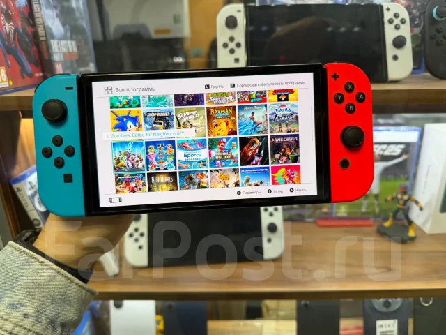 Nintendo Switch OLED ����