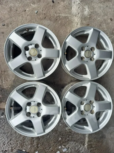Bridgestone Vaggio. 5.5x14", 4x100, ET40, �� 70,1���. ����