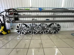 Alcasta M01. 7.0x17", 4x100, ET43, �� 60���. ����