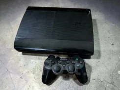 Sony PlayStation 3 Super Slim ����