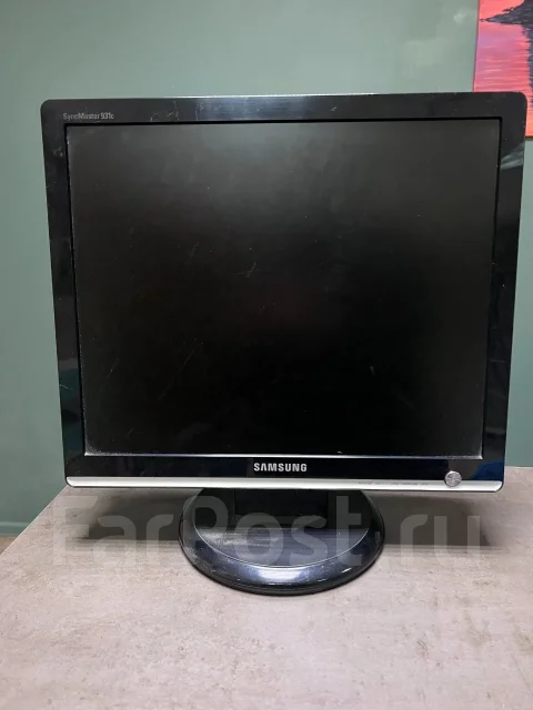 Samsung. 19" ����
