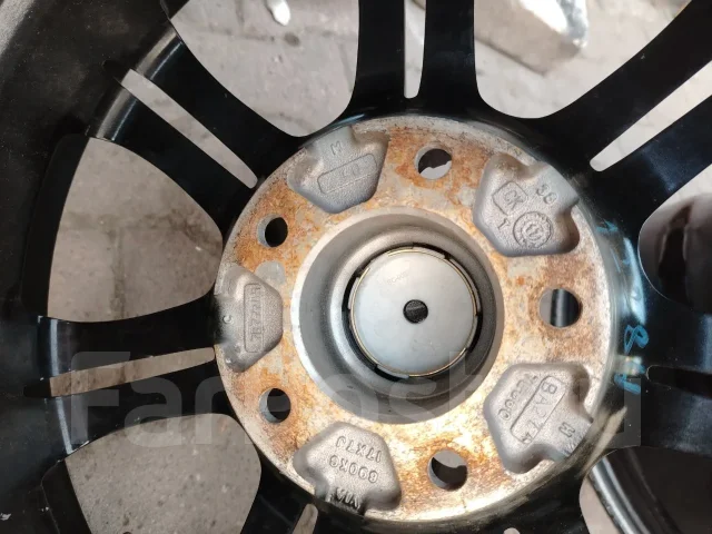 Stranger. 7.0x17", 5x100, ET48, �� 60���. ����