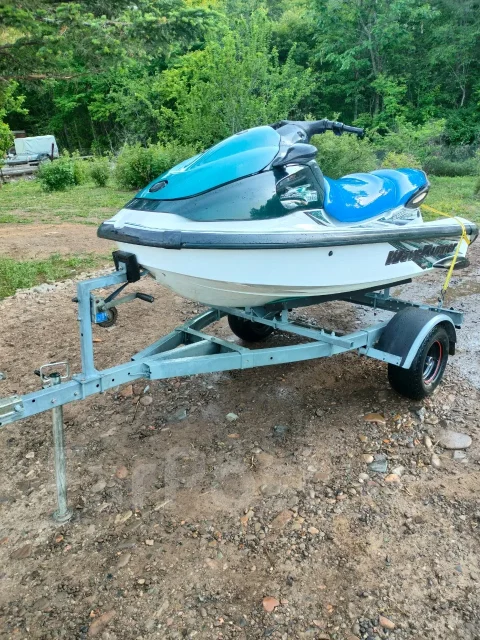 Yamaha WaveRunner. 2000 ��� ����