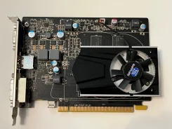 Radeon R7 240 ����