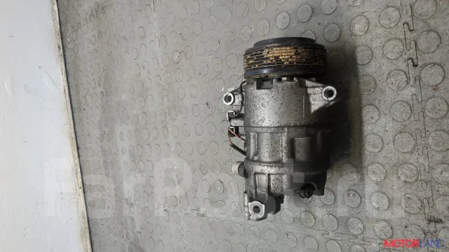 ���������� ������������ BMW 1 E87 2004-2011 20808132 64529182794 ����
