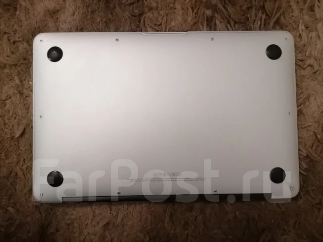 Apple MacBook Air 11 2013 Mid. 11.6", 1,3����, ��� 4 ��, ���� 500���, WiFi: 1, Bluetooth: 1, ����������� �� 1��. ����