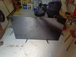 DEXP 50UCY1/G. LCD (��) ����