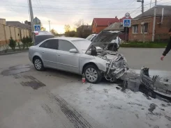 Audi A4 ����