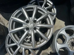 Strategy. 5.5x15", 4x100, ET38. ��� ����� �� ������������ ����