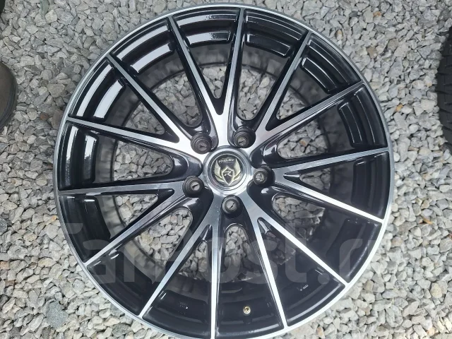 Weds Rizley. 7.5x18", 5x114.3, ET38, �� 70���. ����
