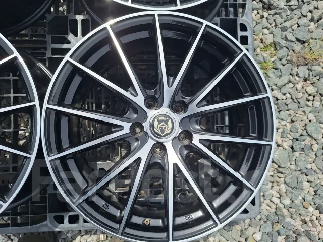 Weds Rizley. 7.5x18", 5x114.3, ET38, �� 70���. ����