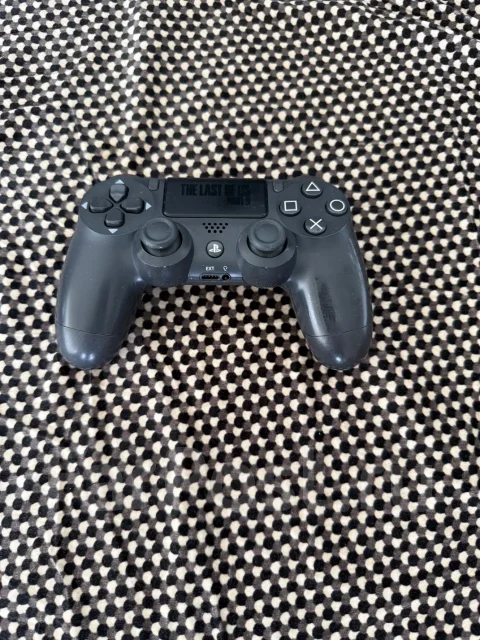Sony PlayStation 4 Pro ����