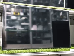 Samsung. LCD (��) ����