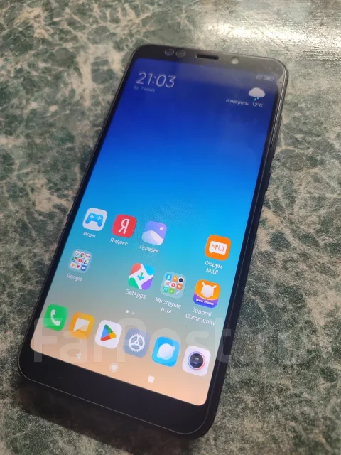 Xiaomi Redmi 5 Plus. �/�, 64 ��, ������, 3G, 4G LTE, Dual-SIM ����