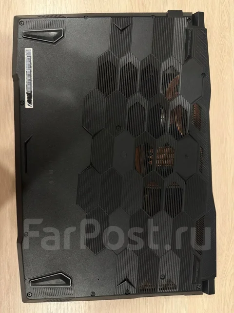 MSI Katana GF76 12UE. 17.3", 144����, ��� 16 ��, ���� 512���, WiFi: 1, Bluetooth: 1, ����������� �� 5��. ����