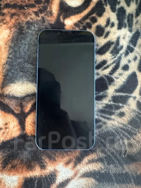 Apple iPhone 13. �/�, 256 ��, �����, �����, 4G LTE ����
