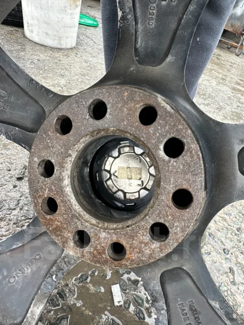 Devino. 8.5x20", 5x114.3, 5x120, ET20. ��� ����� �� ������������ ����
