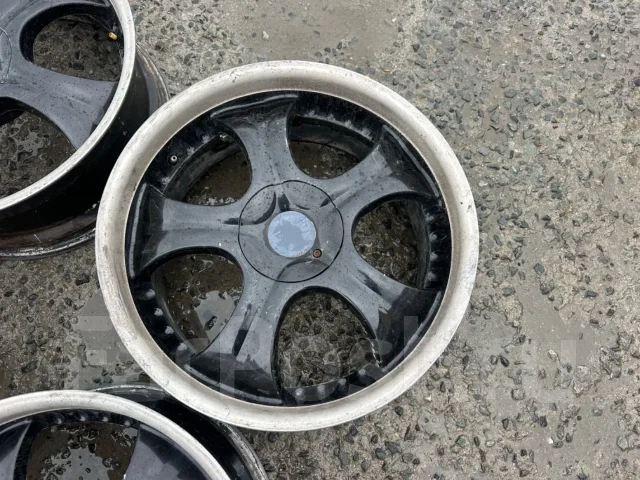 Devino. 8.5x20", 5x114.3, 5x120, ET20. ��� ����� �� ������������ ����