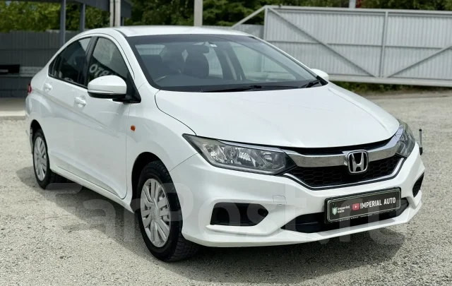 Honda Grace. ��������, ��������, 1.5 (132��.�.), ������, 95 000����. �� ����