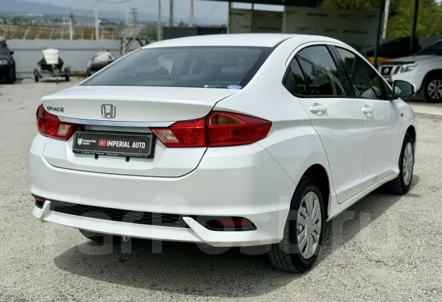 Honda Grace. ��������, ��������, 1.5 (132��.�.), ������, 95 000����. �� ����