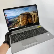 HP. 15.6", 2,6����, ��� 8 ��, ���� 256���, WiFi: 1, Bluetooth: 1 ����