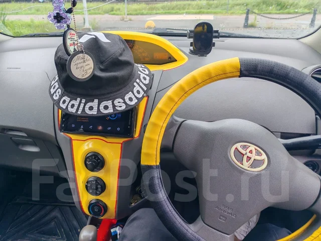 Toyota Vitz. �������, ��������, 1.0, ������, 215 000����. �� ����