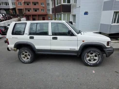 Isuzu Bighorn. �������, 4wd, 3.1 (135��.�.), ������, 220 000����. �� ����