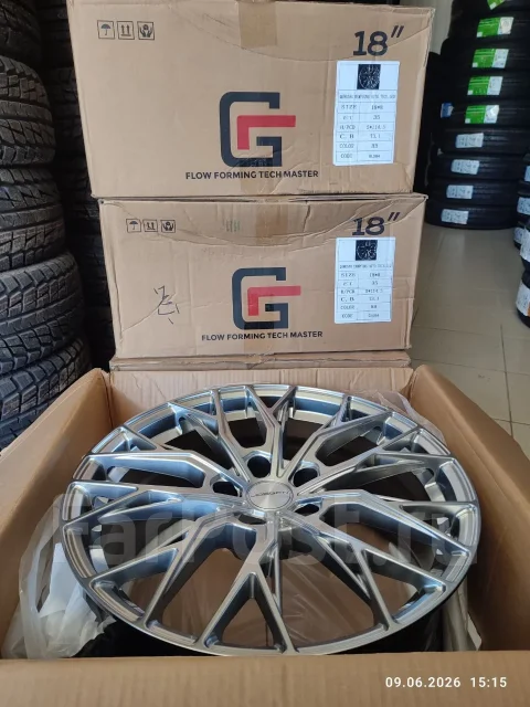 Vossen 084. 8.0x18", 5x114.3, 5x150, ET35, �� 73,1���. ����