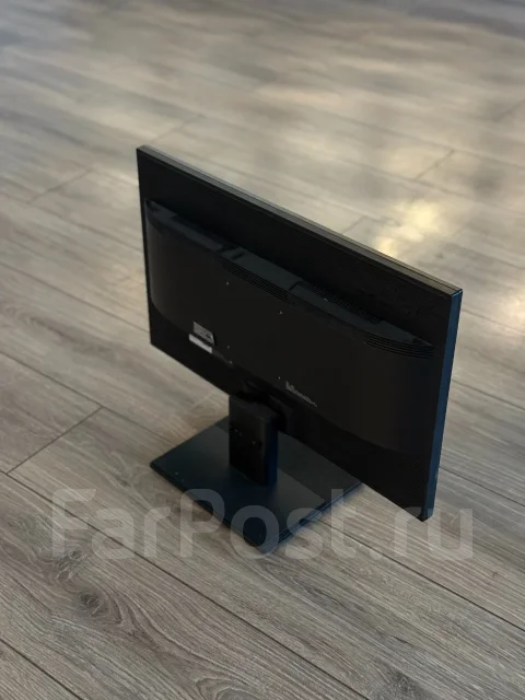 Acer. 24" ����