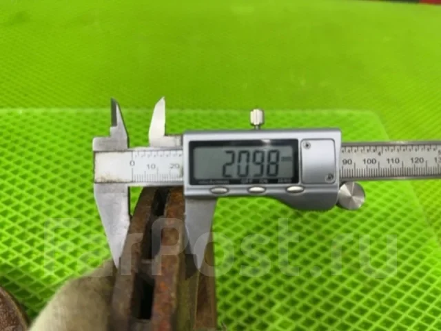 ����� ��������� �������� Lada Xray 7701210081 ����