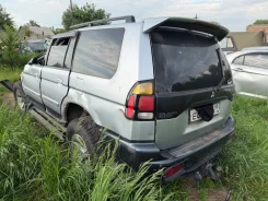 Mitsubishi Pajero Sport ����