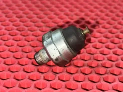������ �������� ����� ��� Toyota Passo DBA-KGC10 1KR-FE 83530-97201 Toyota Passo 8353097201 ����