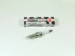 ����� ��������� Silkar7G8G 90048-51220 1Krvet Toyota �������� BKUR6EK9 ����