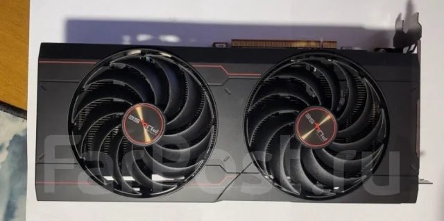 Radeon RX 6700 XT ����