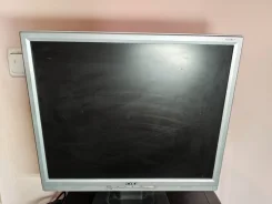 Acer. 19", ���������� �� (LCD, LED, QLED) ����