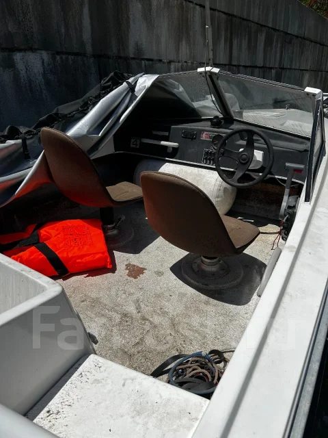 Nissan. 1990 ���, ����� 4,6��., ��������� ���������, 60��.�., ������ ����