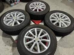 Bridgestone Vaggio. 7.0x17", 5x114.3, ET38 ����